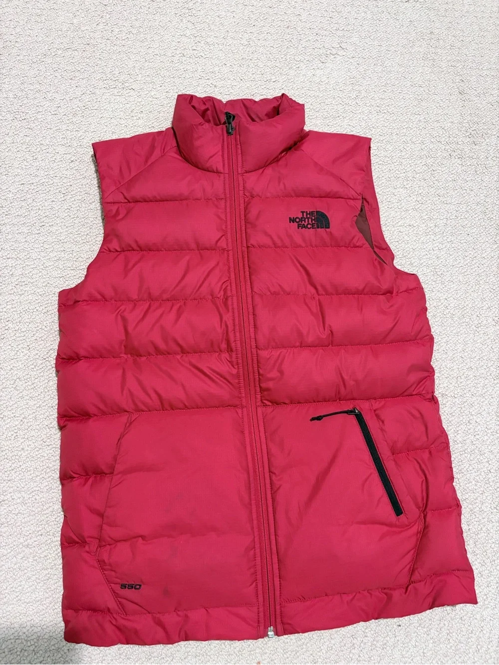The North Face Men’s Small Red 550 Fill Down Puffer Vest